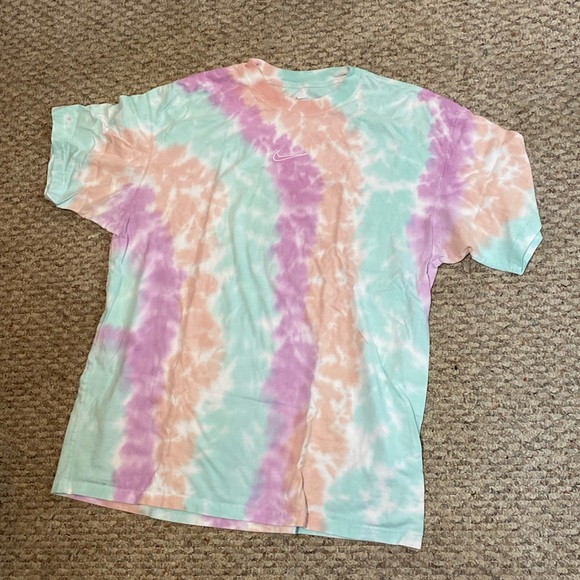 Tie Dye Nike Shirt - Picture 1 of 3